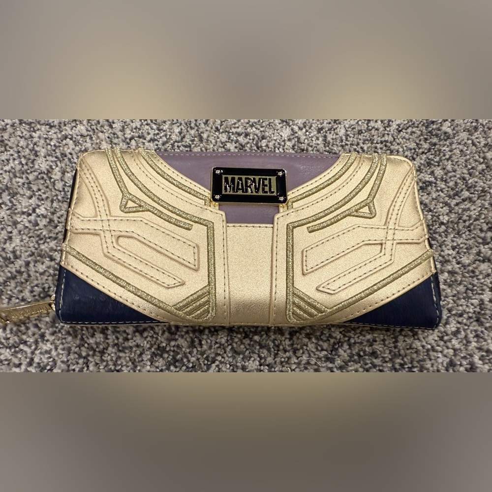 Marvel Loungefly Thanos Infinity Stones Women's Wallet Pocket Storage Versatile